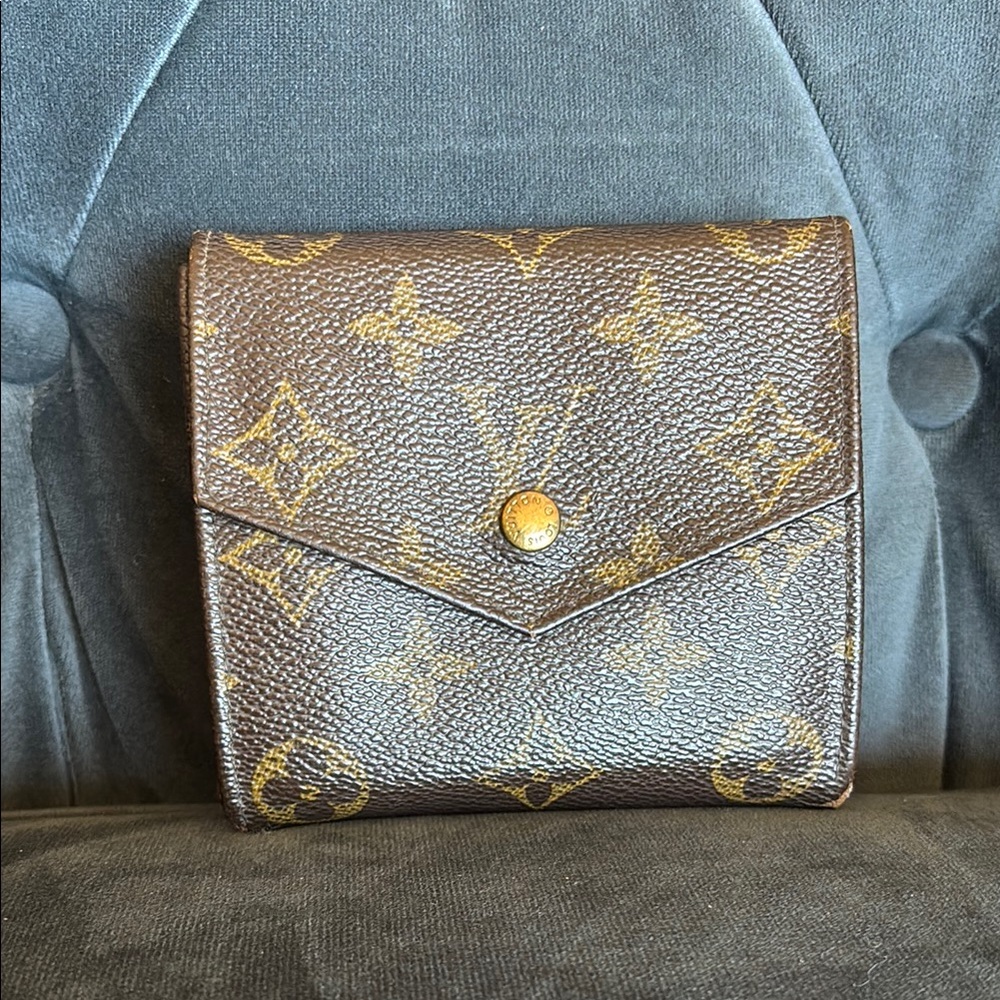 Louis Vuitton Monogram Vintage Wallet